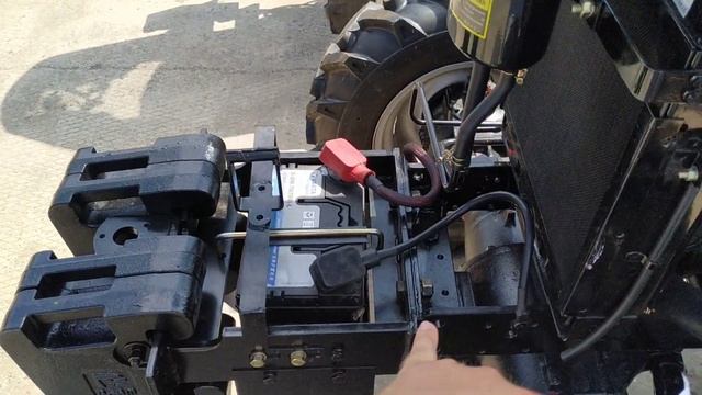 Минитрактор Донг Фенг 244 ДЖ2 (Dongfeng 244 G2) обзор и сравнения с Dongfeng 244 смотреть онлайн