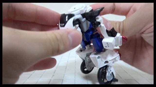 【白バイがロボットに変形！】特装合体ロボ「ジョブレイバー」Honda VFR 【タカラトミー】 смотреть онлайн