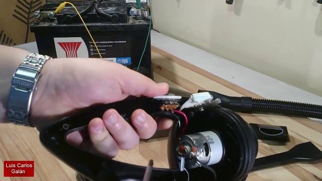 CÓMO FUNCIONA UN ASPIRADOR DE COCHE. DESARMANDO PARA COMPRENDER. смотреть онлайн
