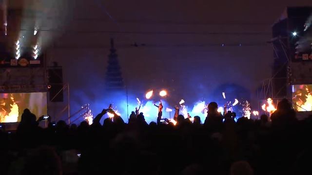 Самые красивые новогодние места Питера, Фестиваль света и файершоу смотреть онлайн