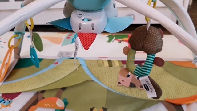 Обзор на развивающий коврик Tiny Love Сказочный лес смотреть онлайн