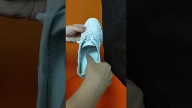 Туфли спортивные белые женские