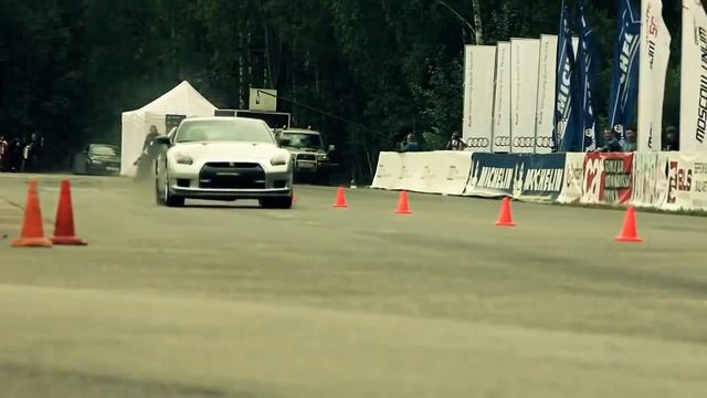 Клевая песня про Автогонки 200 км/ч. смотреть онлайн