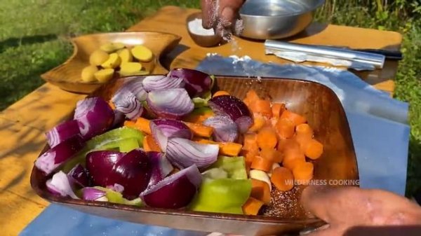 ПРИГОТОВЛЕНИЕ БАРАНЬЕЙ НОЖКИ ПОД ЗЕМЛЕЙ