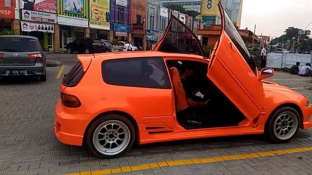 Honda Civic Estilo Best Street Racing Look смотреть онлайн