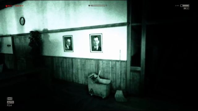 WHY DO YOU HATE ME?! | Outlast #1 смотреть онлайн