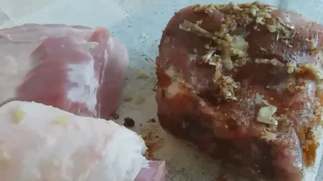 ДОМАШНЯЯ ГРУДИНКА - ВКУСНЕЕ МАГАЗИННОЙ КОЛБАСЫ / ГОТОВИТЬ ПРОСТО, БЫСТРО И ВКУСНО смотреть онлайн