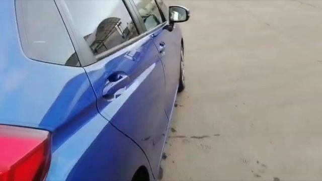 Отзыв владельца HONDA FIT HYBRID 2015. Встретили в Красноярске смотреть онлайн