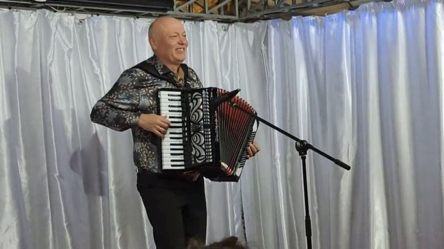 Pasadena (Live аккордеон) смотреть онлайн