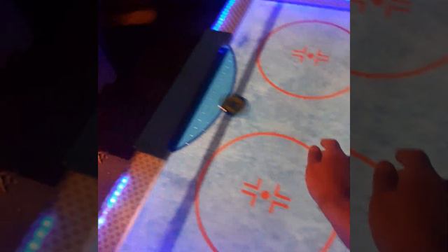 Аэрохоккей Ice hockey смотреть онлайн
