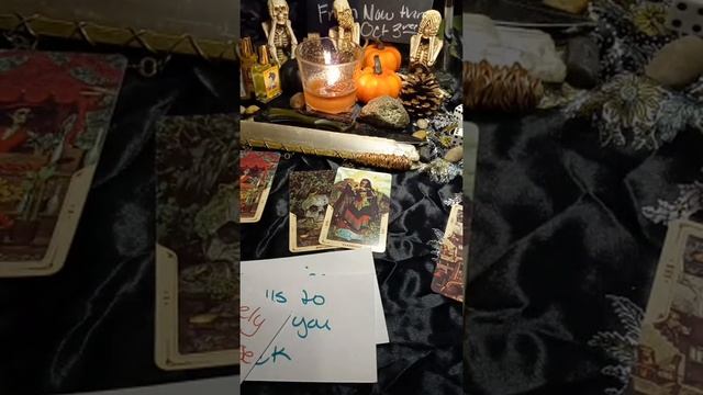 Late Night Oracle Check In!WHAT'S THE WORD? смотреть онлайн