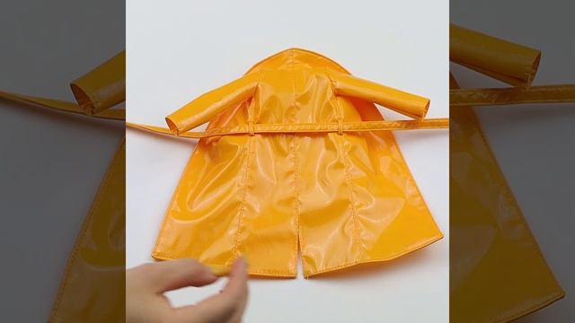 ELENPRIV Yellow patent coat clothes for 1/6 fashion doll Barbie /Желтый лаковый плащ для куклы Барб