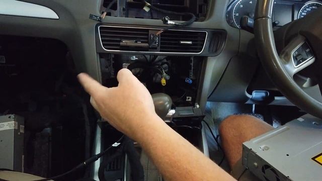 Audi Q5 Head Unit Installation 2009-2016