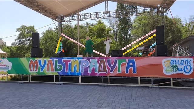 " За окошком месяц май" - Дуэт "Любовь и Мария" смотреть онлайн