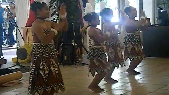 girls tauolungaa. смотреть онлайн
