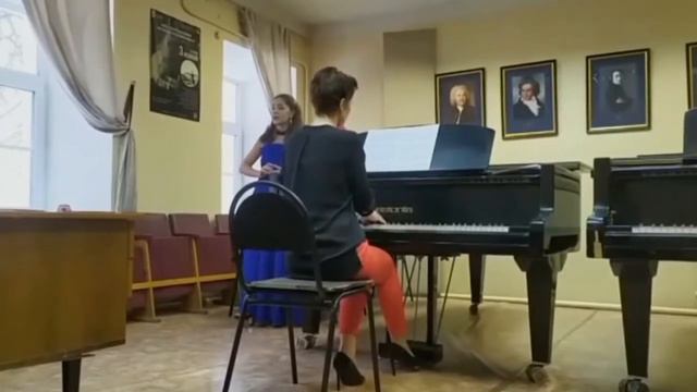 Гендель ария Руджеро "Луг зелёный" из оперы Альцина. "Поло" испанская серенада, обработка Альсубиде смотреть онлайн