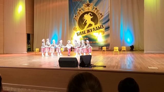 Super Russian dance!!! New year 2019 смотреть онлайн