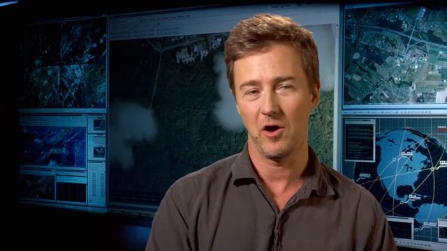 Спадок Борна. Едвард Нортон смотреть онлайн