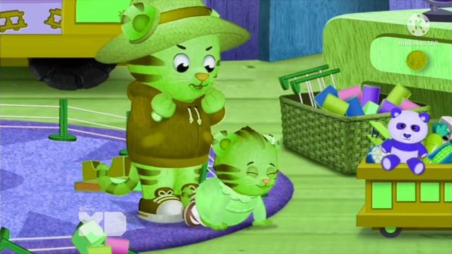 Bee react to Daniel Tiger get mad at Margaret Tiger смотреть онлайн