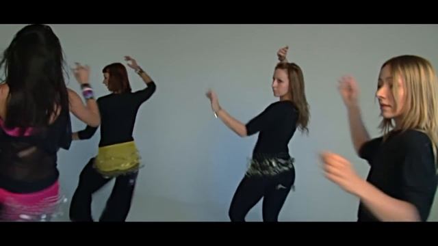 Zumba® Fitness - Izel - Bebek (Belly Dance) смотреть онлайн