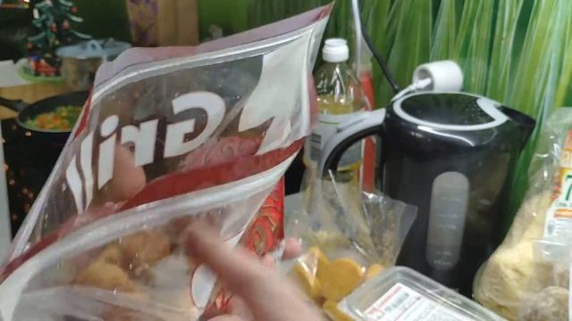 Новогодний стол за 500 рублей и 10 МИНУТ на готовку! смотреть онлайн