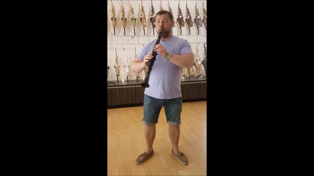 Short Test: Selmer Privilege Black Edition смотреть онлайн