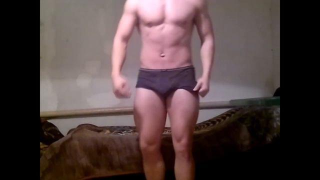 Relief and massive legs, pose 16 y/o смотреть онлайн
