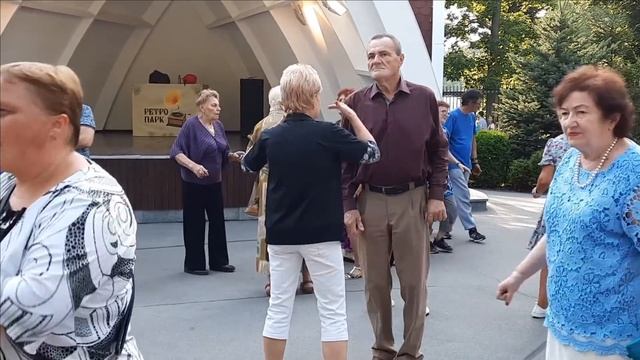 Я ПОПАЛСЯ НА КРЮЧОК смотреть онлайн