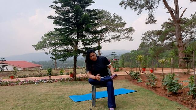 Dr Maam | How To Correct Knock Knees With Simple Exercises | Physiotherapy Treatment of Genu Valgum смотреть онлайн