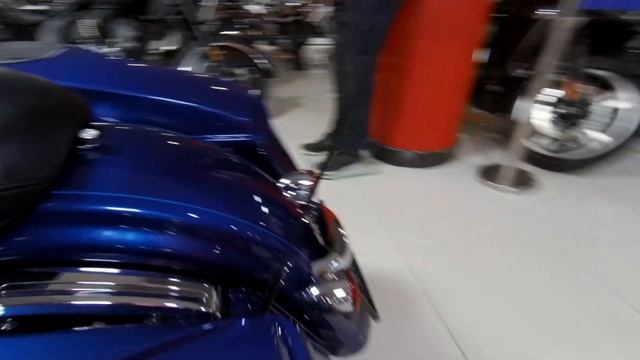 Мотоцикл HARLEY DAVIDSON ROAD GLIDE ABS Арт K69364 Мотосалон Мегамото смотреть онлайн