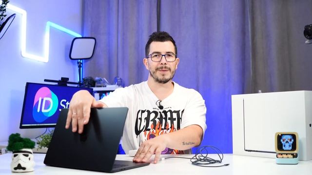 Обзор MacBook Air 15" Воплощение свободы и совершенства! смотреть онлайн