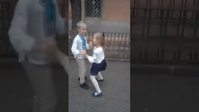 Танци смотреть онлайн