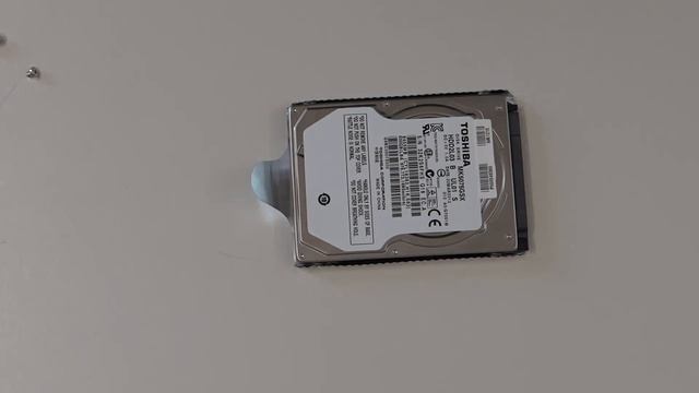 Toshiba Netbook NB510 Series: HDD Replacement смотреть онлайн