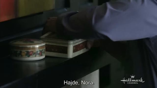 EDGE OF THE GARDEN (2011) 