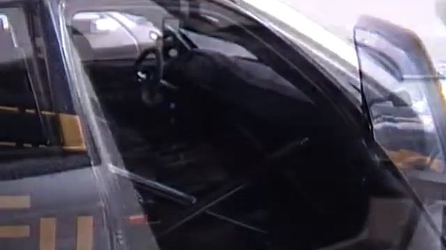Mercedes-Benz C36 AMG vs 190 DTM AMG смотреть онлайн