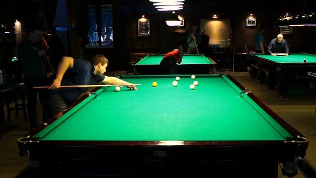 Олег против Бориса в баталии по невской пирамиде, русский бильярд смотреть онлайн