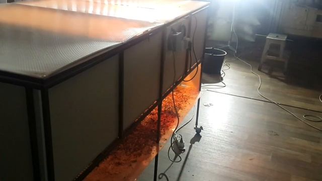 Большой брудер для цыплят. смотреть онлайн