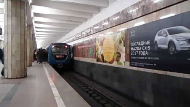 2018 г. Прибытие "пришельца" на ст. Красный проспект, Новосибирск (480р) смотреть онлайн