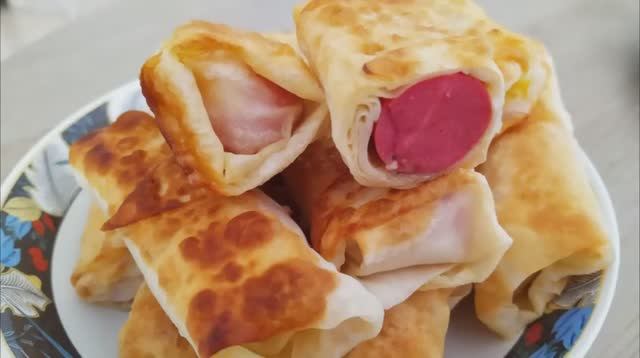 Чесночные сосиски в слоеном лаваше - быстрая закуска за 10 минут смотреть онлайн