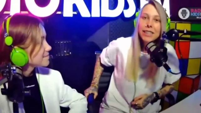 крис штрэфонд про крисму смотреть онлайн