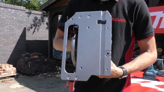 MAKITA UK XGT 40V Max Brushless Circular Saw HS004G смотреть онлайн