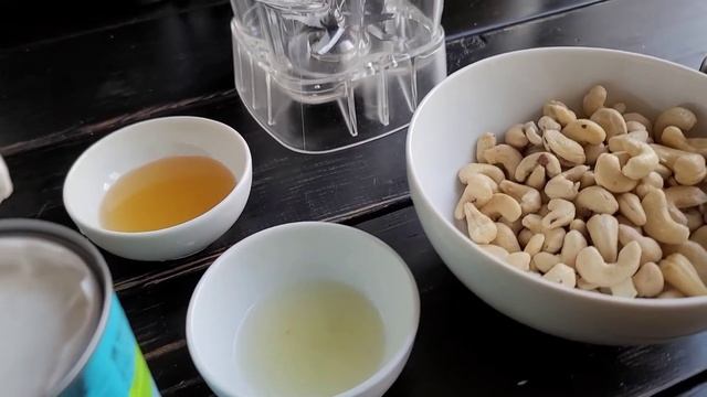 Морковные кексы в высокоскоростном блендере King MIx смотреть онлайн