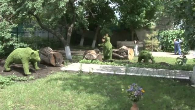 Внутренний дворик художественного музея украсила объемная картина смотреть онлайн