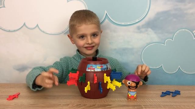 Настольная игра "Пират в бочке". Прыгающий Пират челлендж // POP UP PIRATE game for kids смотреть онлайн