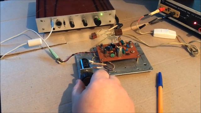 Наружная ферритовая магнитная антенна на диапазон 7 МГц. смотреть онлайн