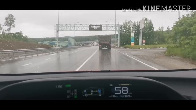 Перегон Владивосток-Тюмень. 1# Toyota prius 50 и Daihatsu Mira e:S смотреть онлайн