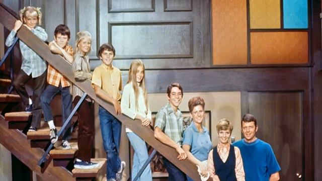 'Brady Bunch' star Susan Olsen addresses cast affair rumor, death hoax: I don't like the implicatio смотреть онлайн