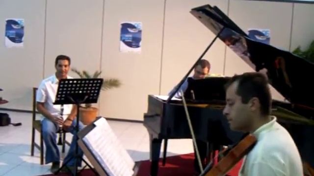 Rhodes Airport смотреть онлайн