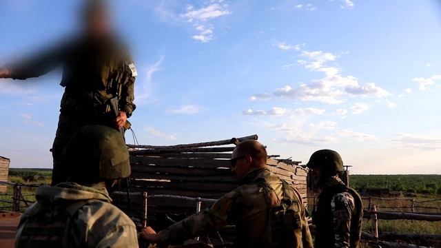 Репетиция штурма зданий на полигоне в Екатеринославке Амурской области смотреть онлайн