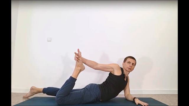 Урок 12. Йога с Алексеем Лихановым. Комплекс асан на всё тело. Сурья Намаскар. Демо (янв.2024) смотреть онлайн